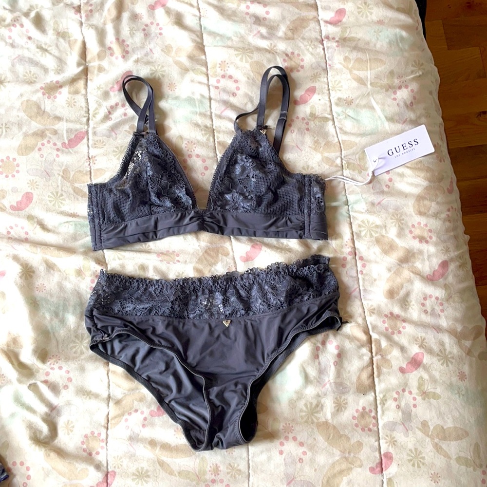 NWT Guess bra and panties set